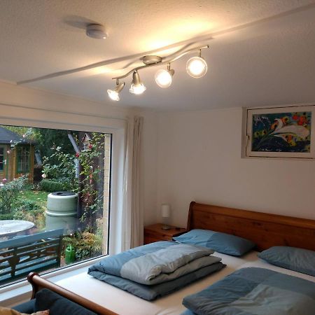 Ruhige, Gemuetliche 1-Zimmer Gartenwohnung Fuer 2 Erwachsene Lübeck Exterior foto
