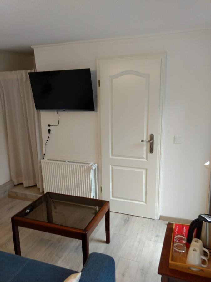 Ruhige, Gemuetliche 1-Zimmer Gartenwohnung Fuer 2 Erwachsene Lübeck Exterior foto