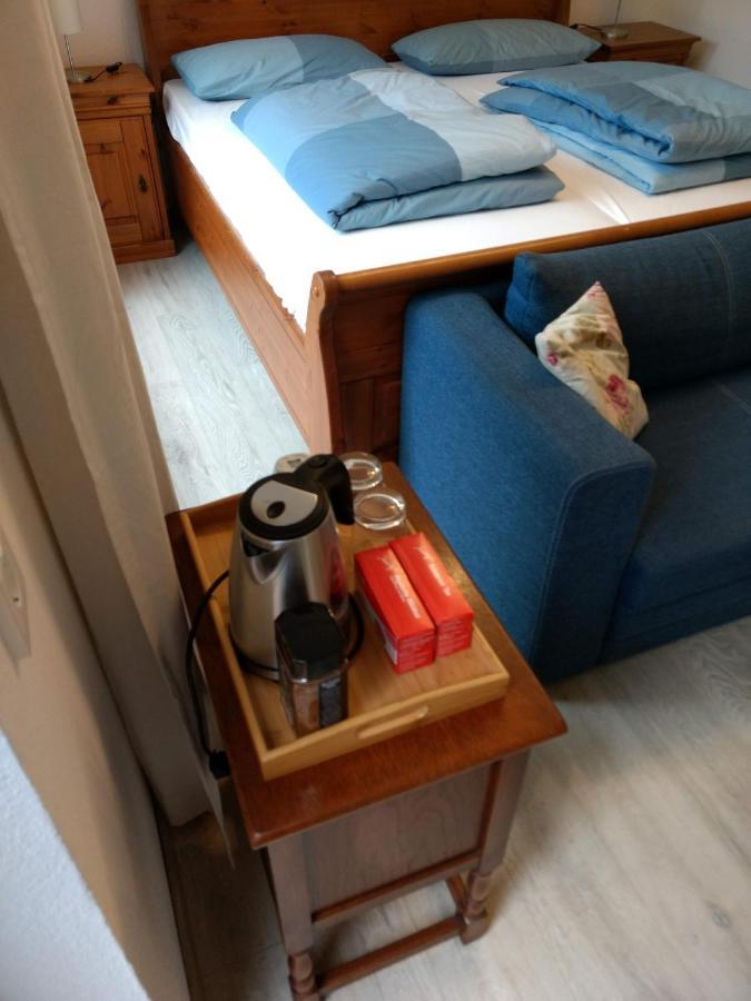 Ruhige, Gemuetliche 1-Zimmer Gartenwohnung Fuer 2 Erwachsene Lübeck Exterior foto
