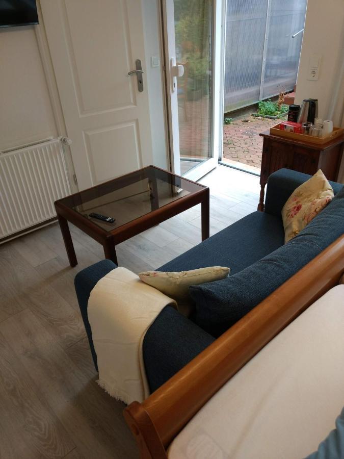 Ruhige, Gemuetliche 1-Zimmer Gartenwohnung Fuer 2 Erwachsene Lübeck Exterior foto